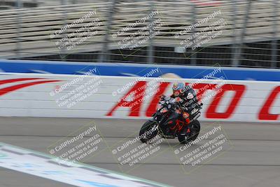 media/Oct-15-2022-Fastrack Riders (Sat) [[9a18b22502]]/Level4/Start Finish 900am/